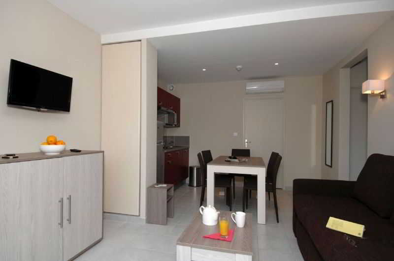 Residence Odalys Terra Gaia Sete Ngoại thất bức ảnh