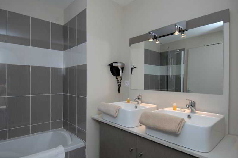 Residence Odalys Terra Gaia Sete Ngoại thất bức ảnh